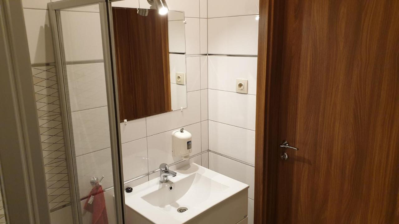 Buzavirag Apartmanhaz Balatonakali Εξωτερικό φωτογραφία