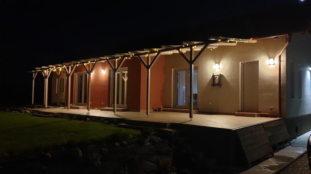 Buzavirag Apartmanhaz Balatonakali Εξωτερικό φωτογραφία