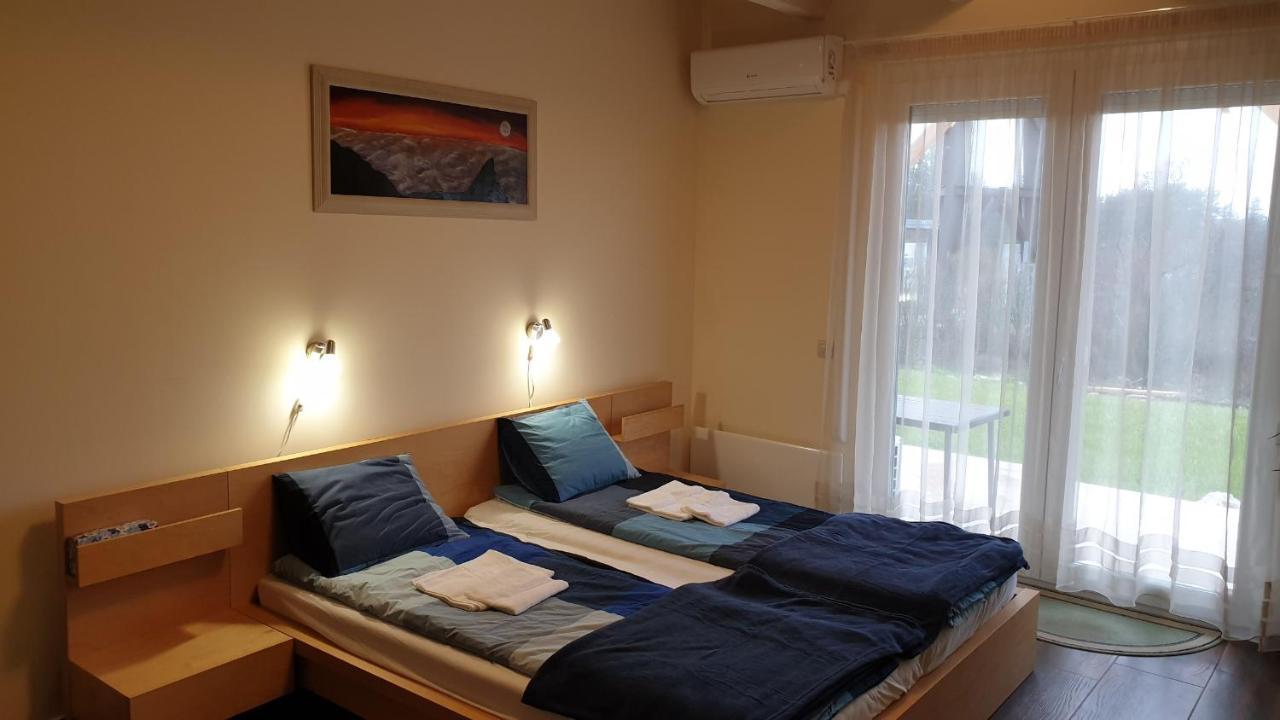 Buzavirag Apartmanhaz Balatonakali Εξωτερικό φωτογραφία